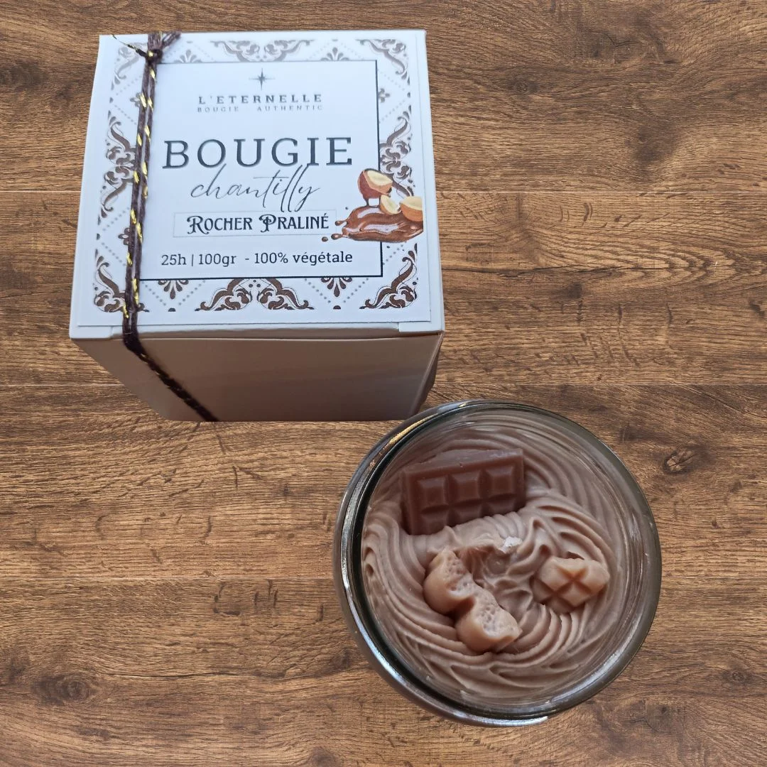 Collection GOURMANDE - bougie Chantilly - ROCHER PRALINE